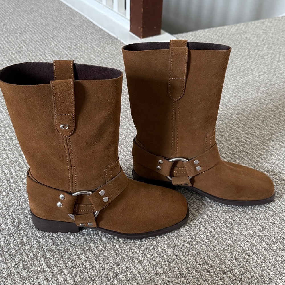 New COACH Tara Moto Suede Leather Tan Boots 5 Shoes - Picture 4 of 17